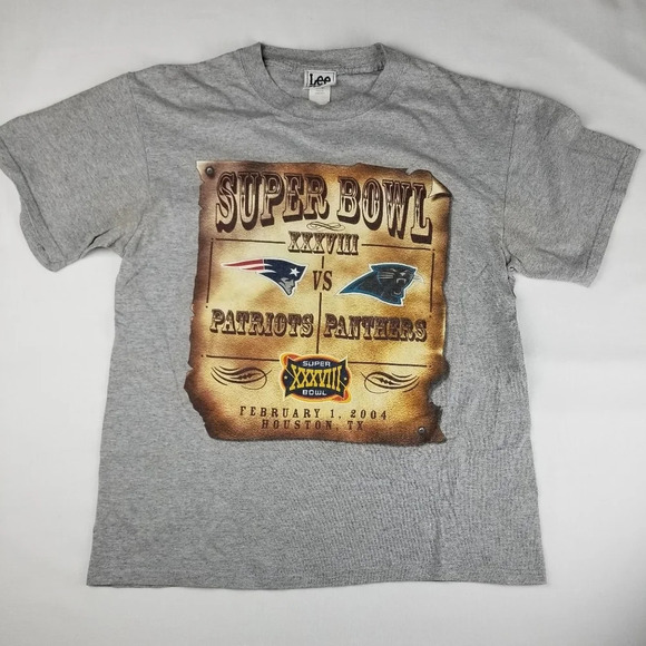 Vintage New England Patriots vs Carolina Panthers Super Bowl XXXVII Tee - Picture 1 of 3